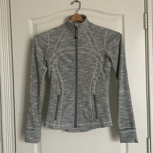lululemon athletica Jackets & Blazers - Lululemon Define Jacket in Heather Grey Full Zip Fitted 6